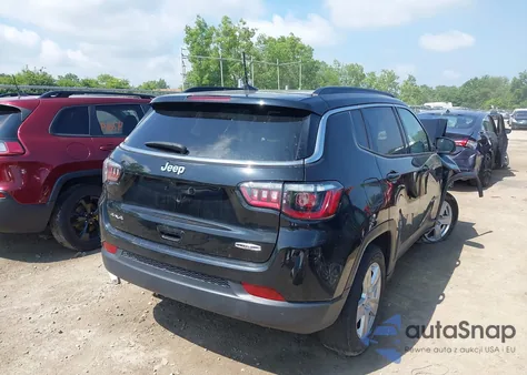 2022 Jeep Compass Latitude 4X4 из США, поврежденный, VIN 3C4NJDBB2NT212000